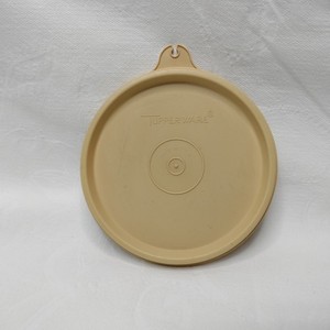 VTG Tupperware Replacement A Tab Lid/Seal #215 ~Harvest Gold 4" Round