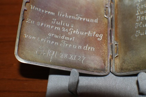 Silber Zigarettenetui beschriftet mit 10 jüdischen Familiennamen Frankfurt 28.06.1923 - Bild 12 von 13