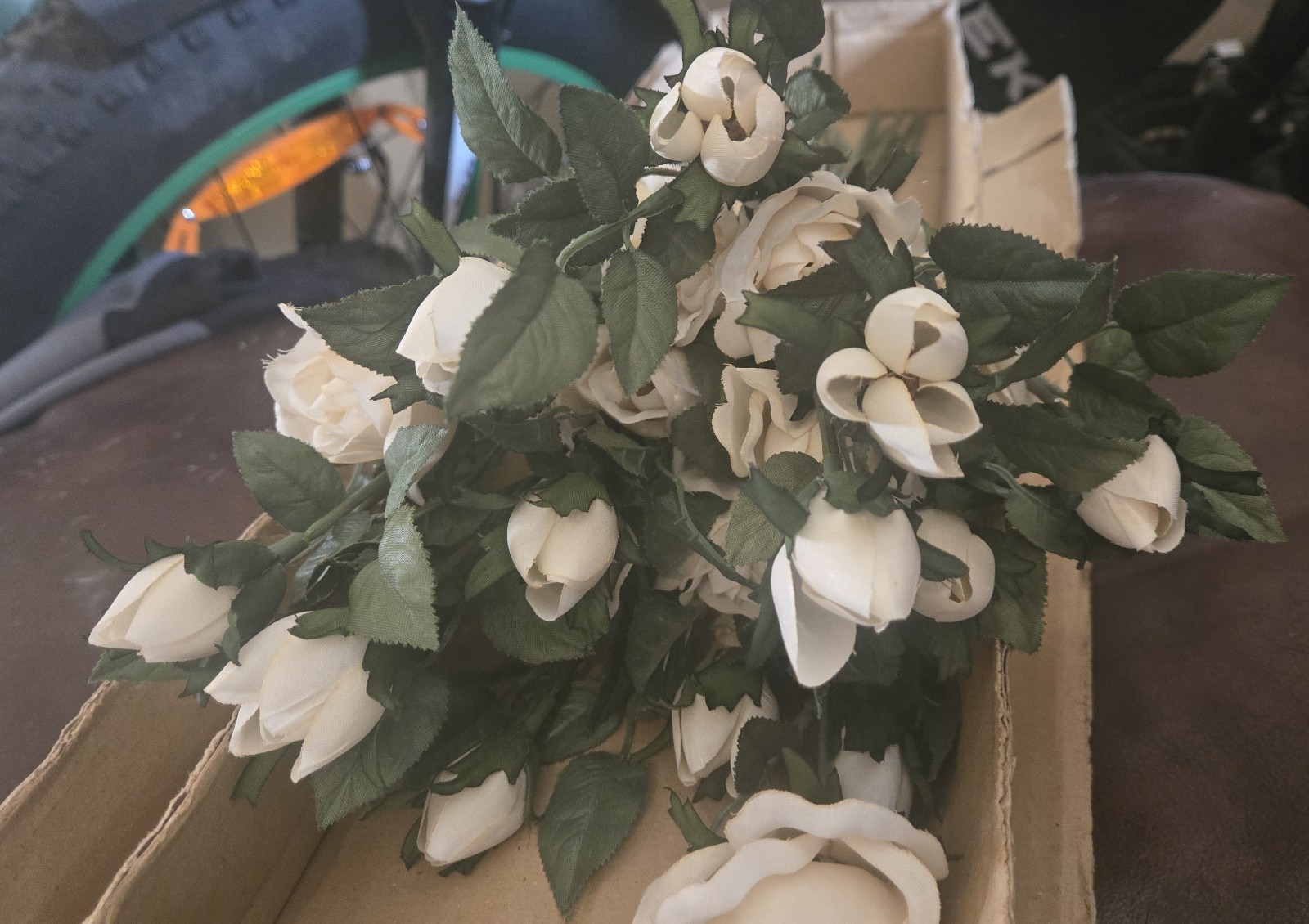 Gorgeous Faux White Roses For Wedding Or Home Decor