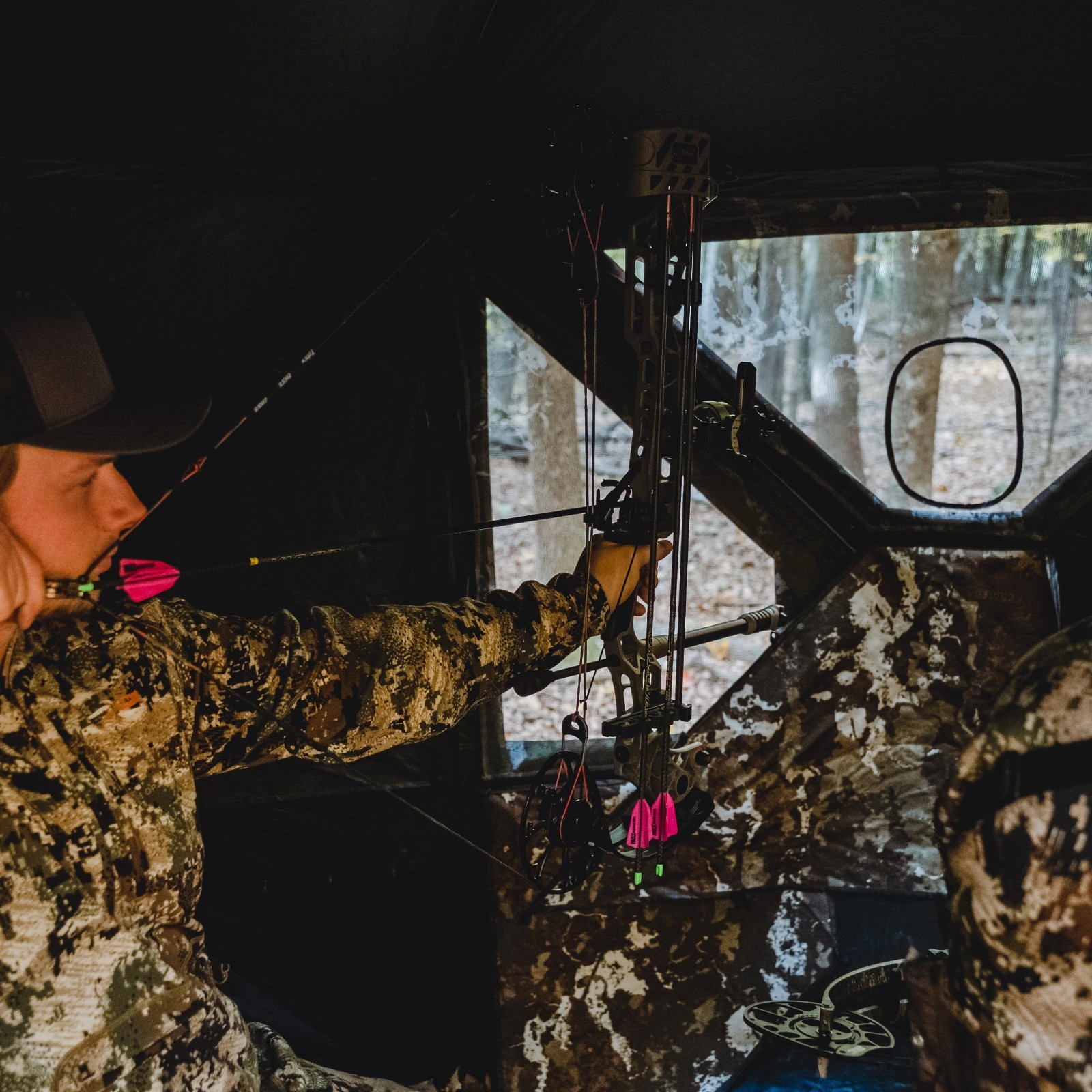 Barronett Blinds Pentagon Heavy-Duty Portable Hunting Hub Blind, 4-Person