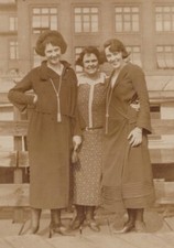 1920s Pretty Women Friends Group Portrait Roof Urban Smiles Dresses