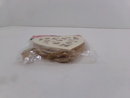 Color Your Own Ornament - Heart - Heart Within Heart - Wood Shapes - 8 Pieces - Picture 3 of 5
