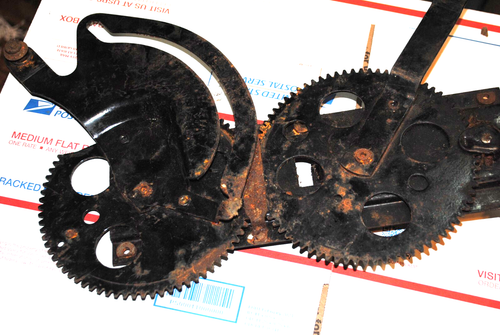 NOS MOPAR 1935 36 PLYMOUTH DODGE DESOTO CHRYSLER RIGHT FRONT WINDOW REGULATOR - Picture 2 of 3