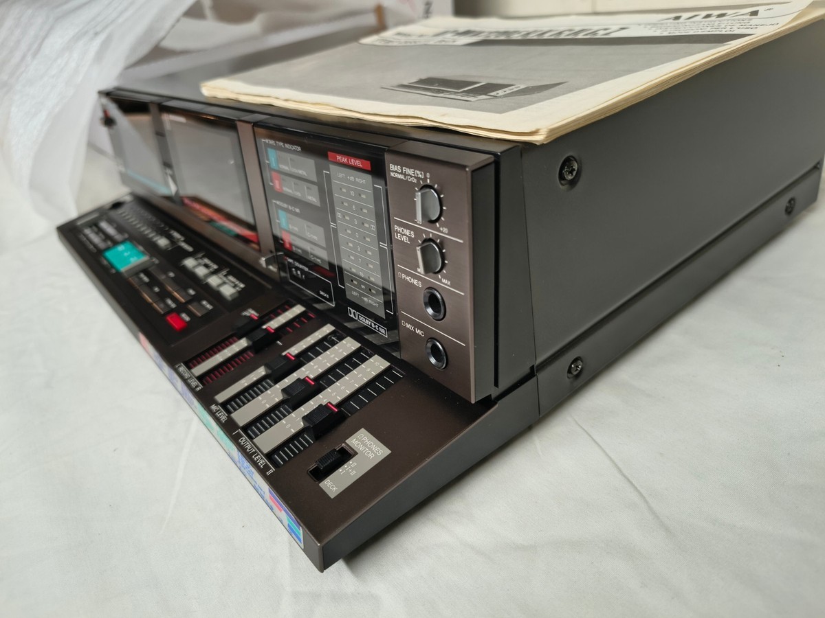 【ジャンク】AIWA WX 22 カセットデッキ Aiwa WX 220 Stereo Dual Cassette Deck, 4 Track Playback/Recording