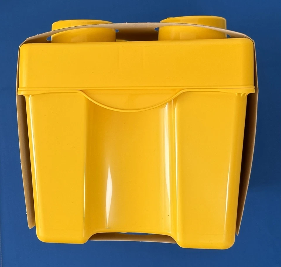 LEGO 10696 Classic Creative Bricks Set with Storage Box - New & Sealed  - Image 4 of 4