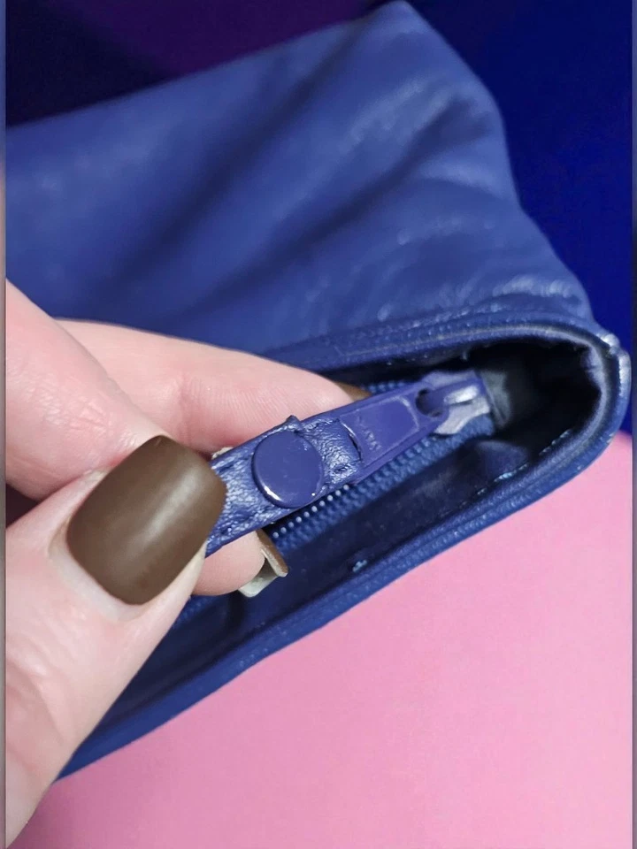 Cartera sin asas/muñequera vintage de cuero azul real Brenalini de Jonotti de los años 80 Foto 4 de 4