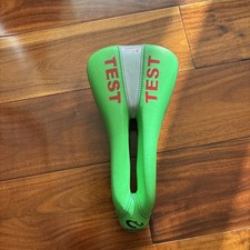 Sella ciclismo Cobb TT / Tri Max Test: Verde