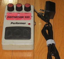 DOD Performer 555 Distortion w/ original power supply vintage 1980s