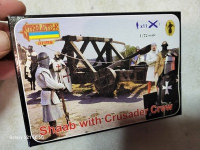Strelets Shaab with Crusader Crew Figures 1/72 A010
