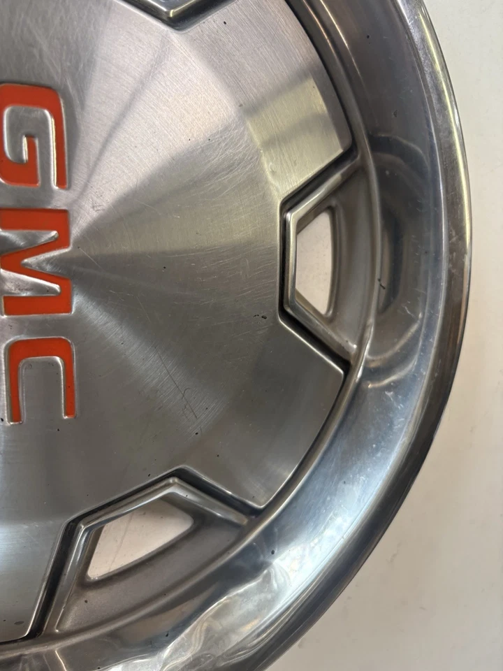 82 83 84 85 86 87 88 GMC S15 Sonoma Tapacubos Cubierta de rueda Tapacubos 14" OEM USADO 3152 Foto 3 de 4