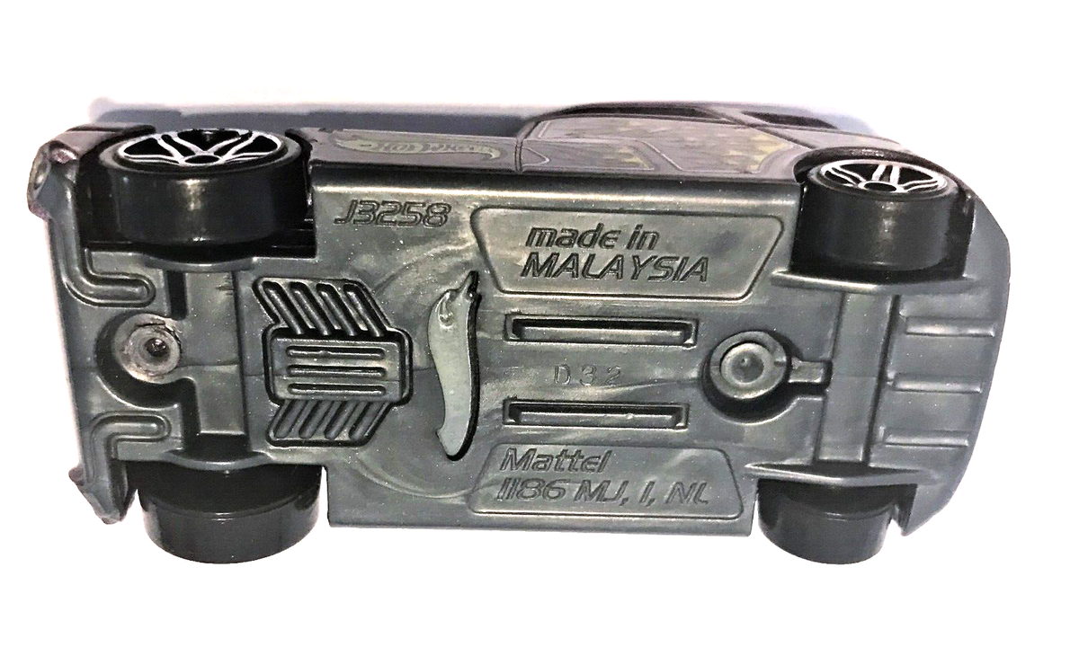 COTTE kj rottweiler ワコマリア 19so deluxe Hot Wheels 2021 - Collector # 069/250 - Street Beasts 1/5