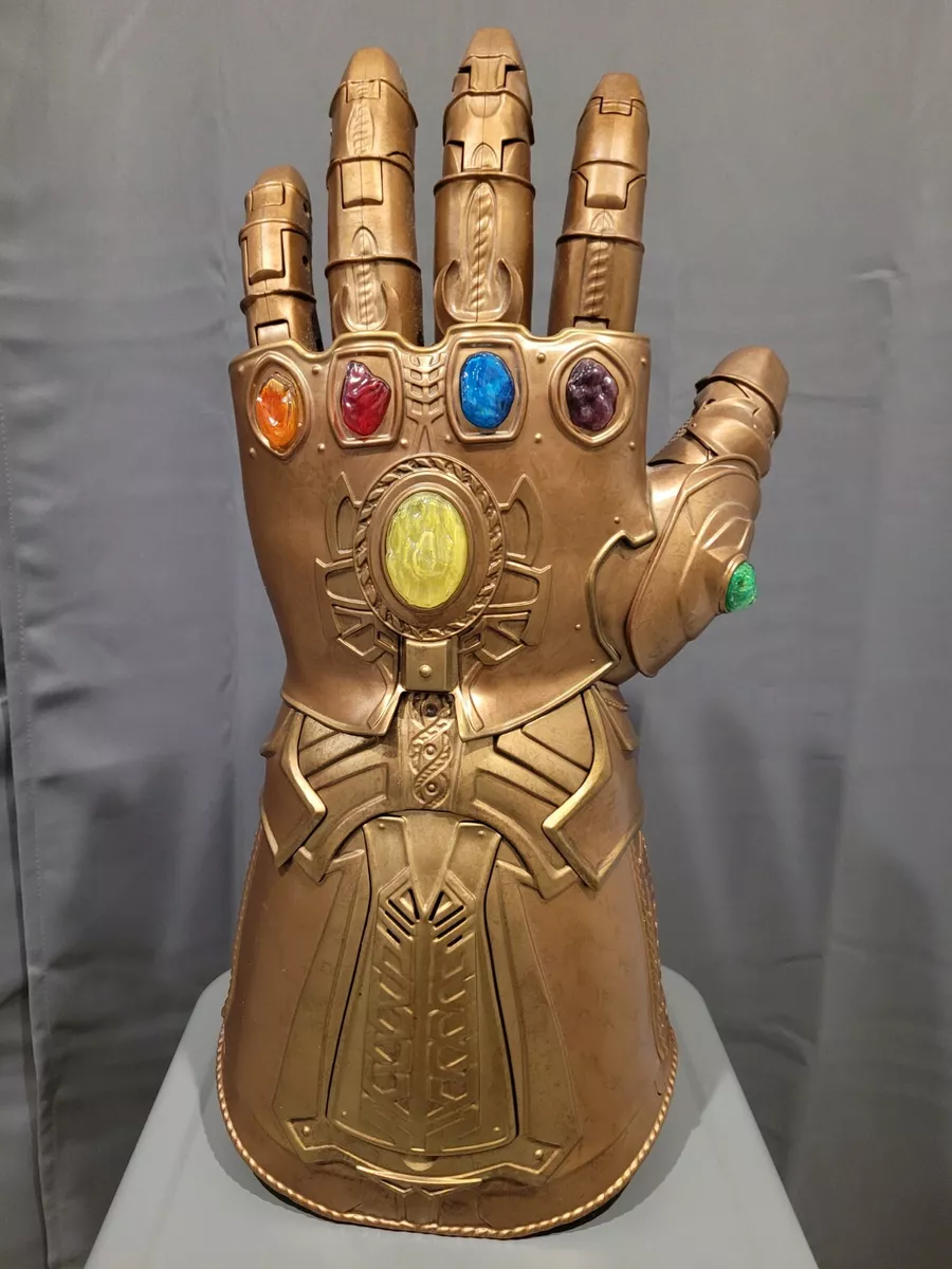 Réplique Gant de Thanos Articulé en Métal