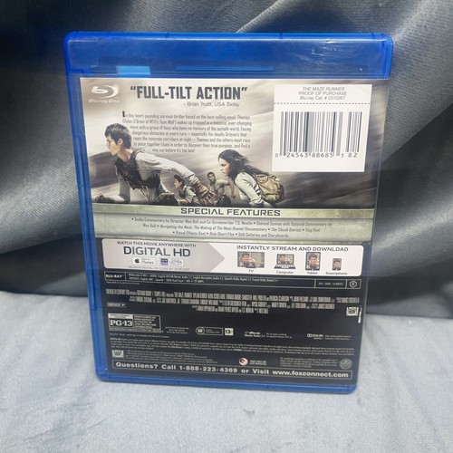 The Maze Runner Blu-ray & DVD 2 Disc Set With Comic Book - Picture 4 of 19
