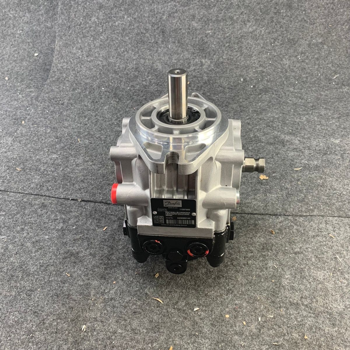 DANFOSS Ddc20 Direct Displacement Control Pump 11097693* | eBay