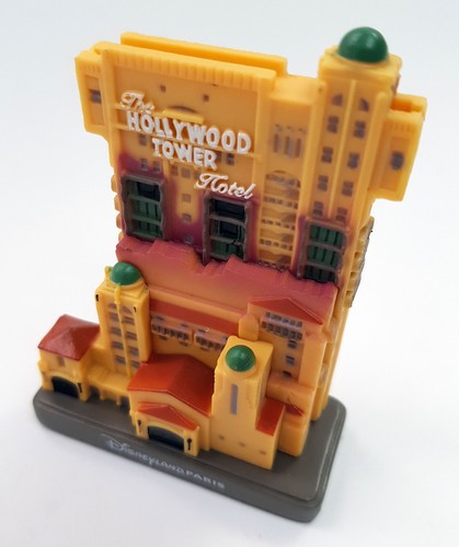 Disneyland Paris The Hollywood Tower Of Terror Hotel Fridge Magnet Disney Parks - Picture 6 of 7