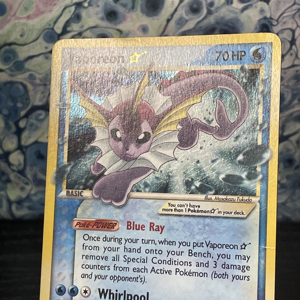 Vaporeon Gold Star Holo Pokemon Card 102/108 2007 EX Power Keepers  - Image 4 of 4