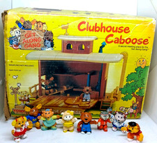 The Get Along Gang Clubhouse Caboose Vintage Playset 1984 TOMY 2104 8 Figures