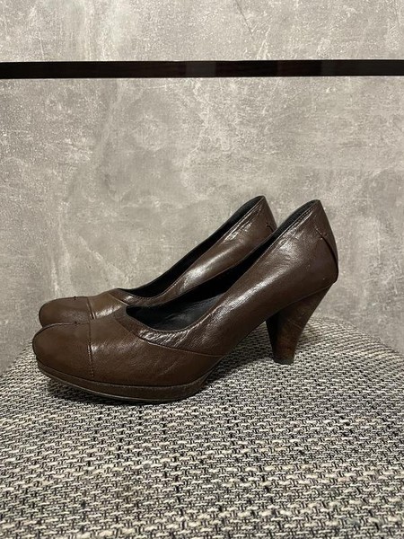 Women Cinque Heels Brown Leather 38