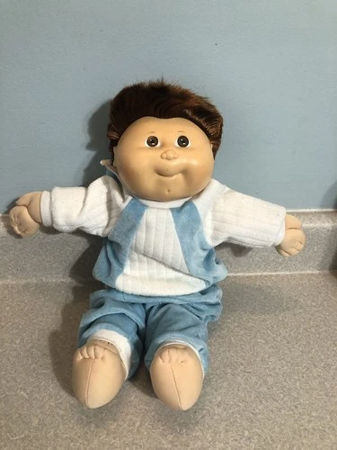 New ListingVintage Cabbage Patch Kids Boy Brown Hair Brown Eyes Sporty gym outfit silk hair