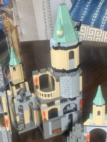 Vintage LEGO Set 4709 Harry Potter Hogwarts Castle (Sold As-Is) Incomplete