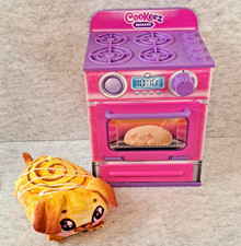 Cookeez Makery Oven w/ Baked Cinnamon Treatz warm plush friend - TESTED