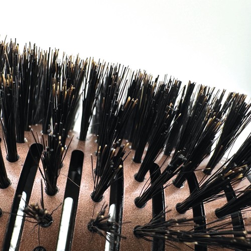 Luxe Tourmaline Monster Vent 1 Professional Hair Brush (5” Diameter Barrel) -... - Picture 4 of 5