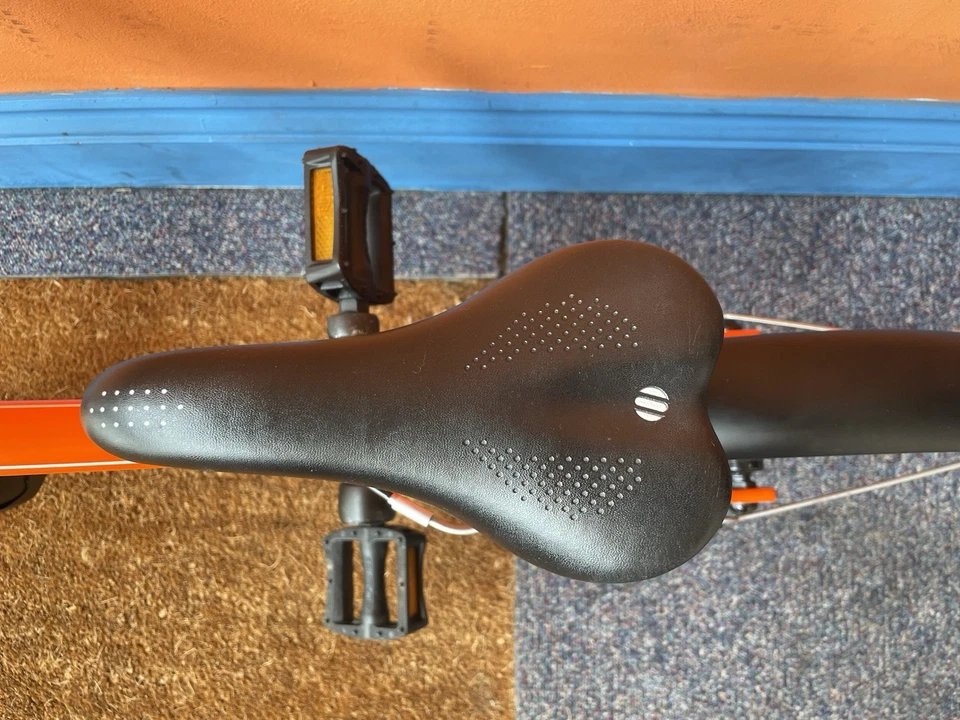 Islabikes Cnoc 14 Small in Orange Kids Bike Very Good  Condition Full Service - Image 3 of 3