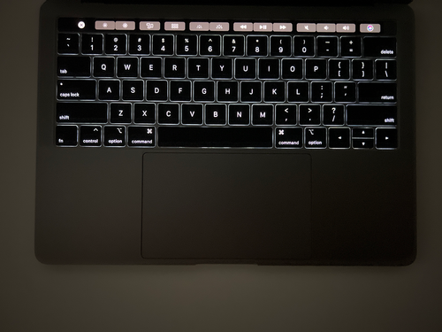 EXCELLENT Apple MacBook Pro 13" Touch Bar Quad i7 32GB Ram 512GB SSD 2020/2021+ - Afbeelding 14 van 17