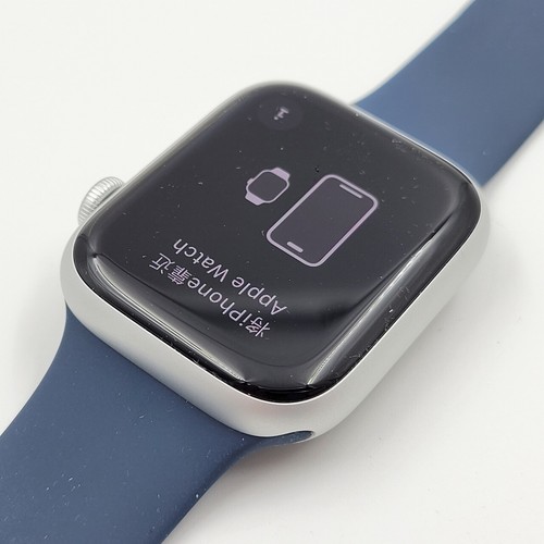 Apple Watch Series 9 MR9E3CL/A 45mm Silver M/L - Photo 5 sur 9