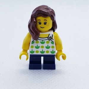 lego beach girl