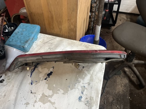 2001-2002 Accord 4Door Sedan Left Drivers Trunk Mounted Inner Tail Light OEM - Picture 4 of 8