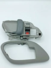 Left Gray Door Handle & Bezel For Silverado Tahoe Sierra Yukon 95 96 97 98 99