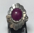 VINTAGE BEAUTIFUL STERLING SILVER NATURAL OVAL RUBY RING SZ 4