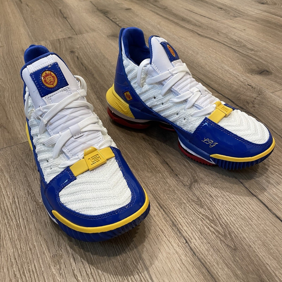 Yellow Basketball Lebron Superbron Nike Lebron XVI 16 Superbron
