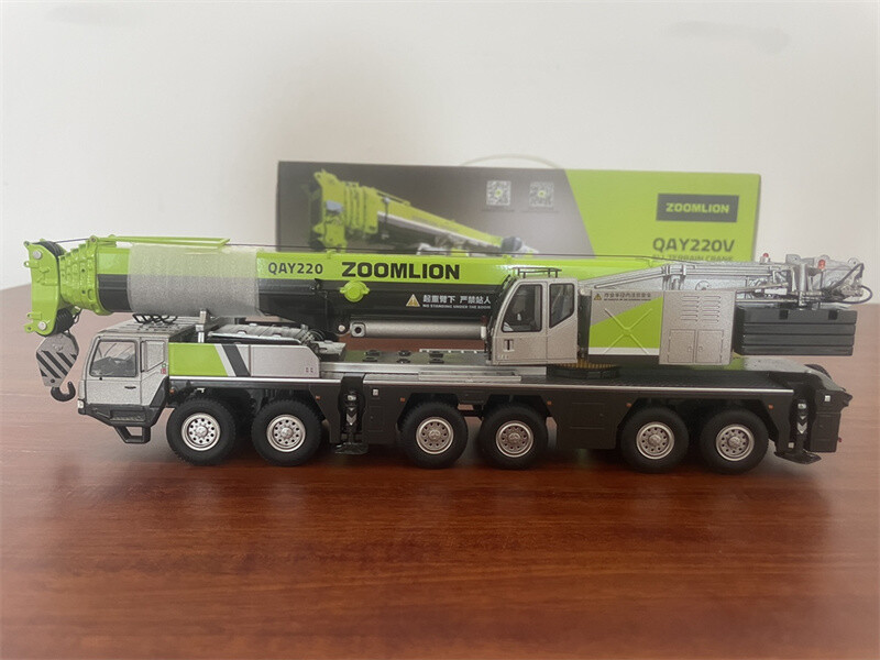 ミニカー 1/50 ZOOMLION QAY220 クレーン グリーン ミニカー 1/50 ZOOMLION QAY220 クレーン グリーン