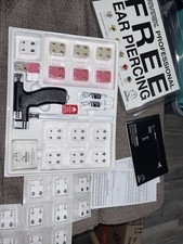 EAR-PIERCING-TOOL-KIT-GUN-SYSTEM-INSTRUMENT-STUDEX-UNIVERSAL- M997 -STARTER