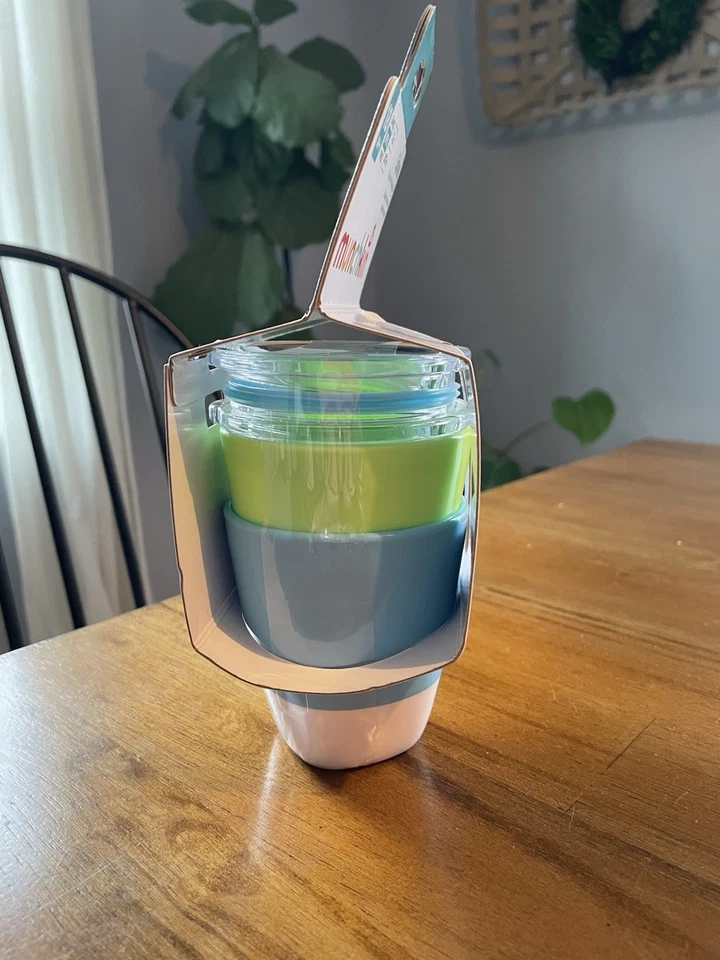 Tazas Munchkin Splash para niños pequeños con tapas de entrenamiento 7 OZ 2 PK verde y azul 18 m Foto 4 de 4