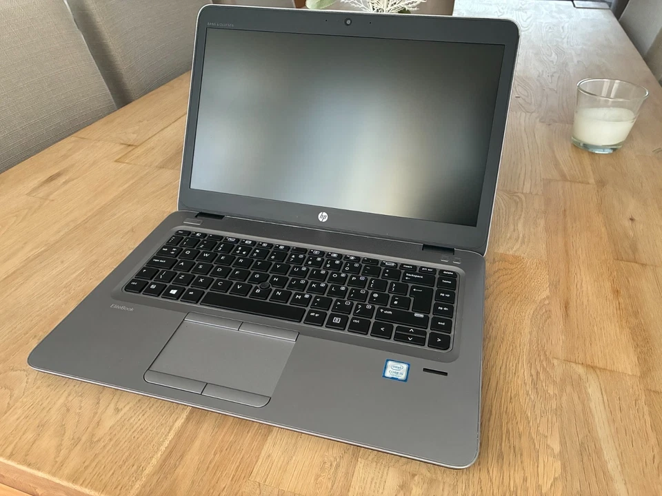 HP EliteBook 840 G3 14 in Laptop i5-6300U 2.40 GHz 8GB 256 GB SSD Windows 10 - Image 3 of 4