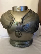 VTG  Knight's Metal Armor Breastplate Liquor Swivel Table Top Bar Medieval