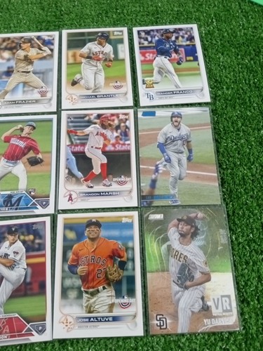 Lot Of 18 MLB Baseball Sports Cards Parallels Rookies Stars Vintage & Modern - Picture 2 of 7