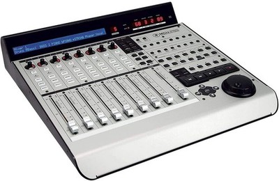 Mackie Control Universal Pro (MCU Pro) Control Surface 8-Channel Mixer
