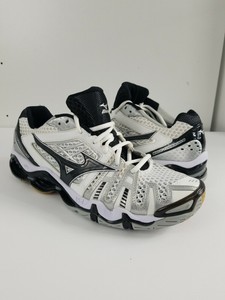 mizuno cross trainers