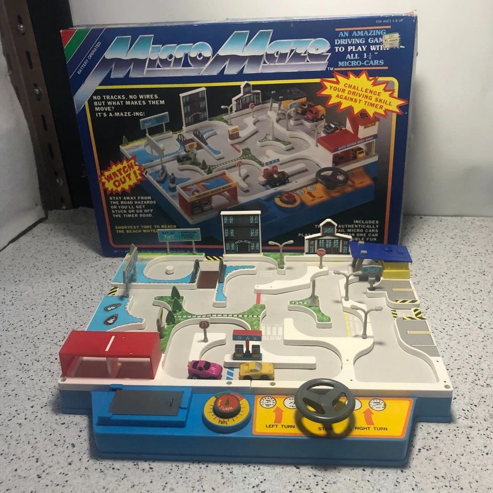 Micro Maze- Dah Yang-Micro Machine Playset, Electronic Driving Course, Tested - Image 2 of 4
