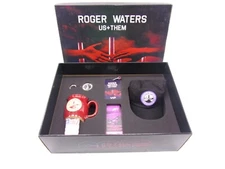 Roger Waters Us and Them Tour VIP Gift Set Stoneware Mug Pass Lanyard Box 2017