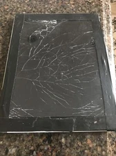 Apple iPad 3rd Gen. (A1416) 32GB - Black (WiFi) 9.7" Tablet Cracked Screen K4588