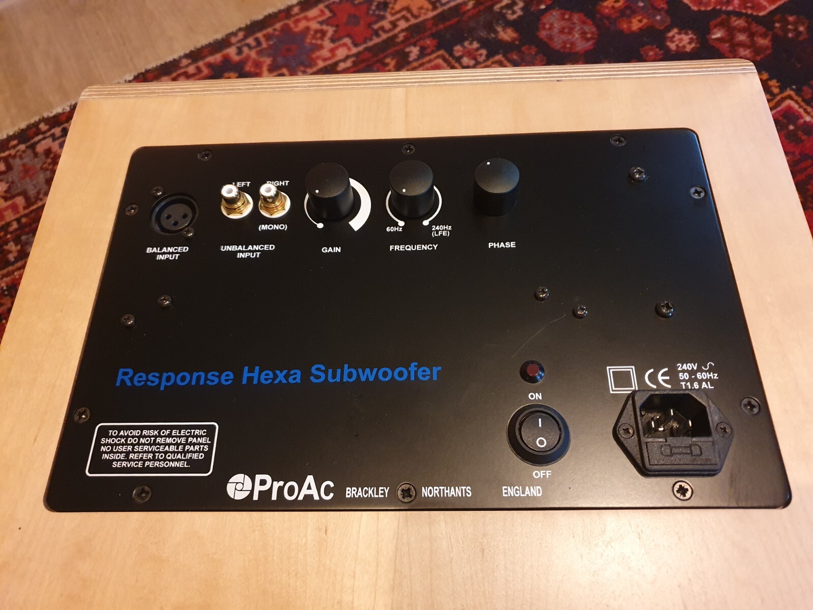 ProAc Response Hexa Subwoofer (Maple Finish) Home Cinema & Stereo Hi-Fi ...