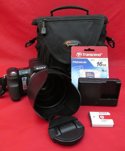 📸 Sony CyberShot DSC-H7 Camera   ✨ 16GB SD Card, Charger, Battery, Case & More