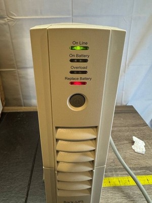 APC Back-UPS RS 1500 BR1500LCD UPS   Red Replace Battery Light