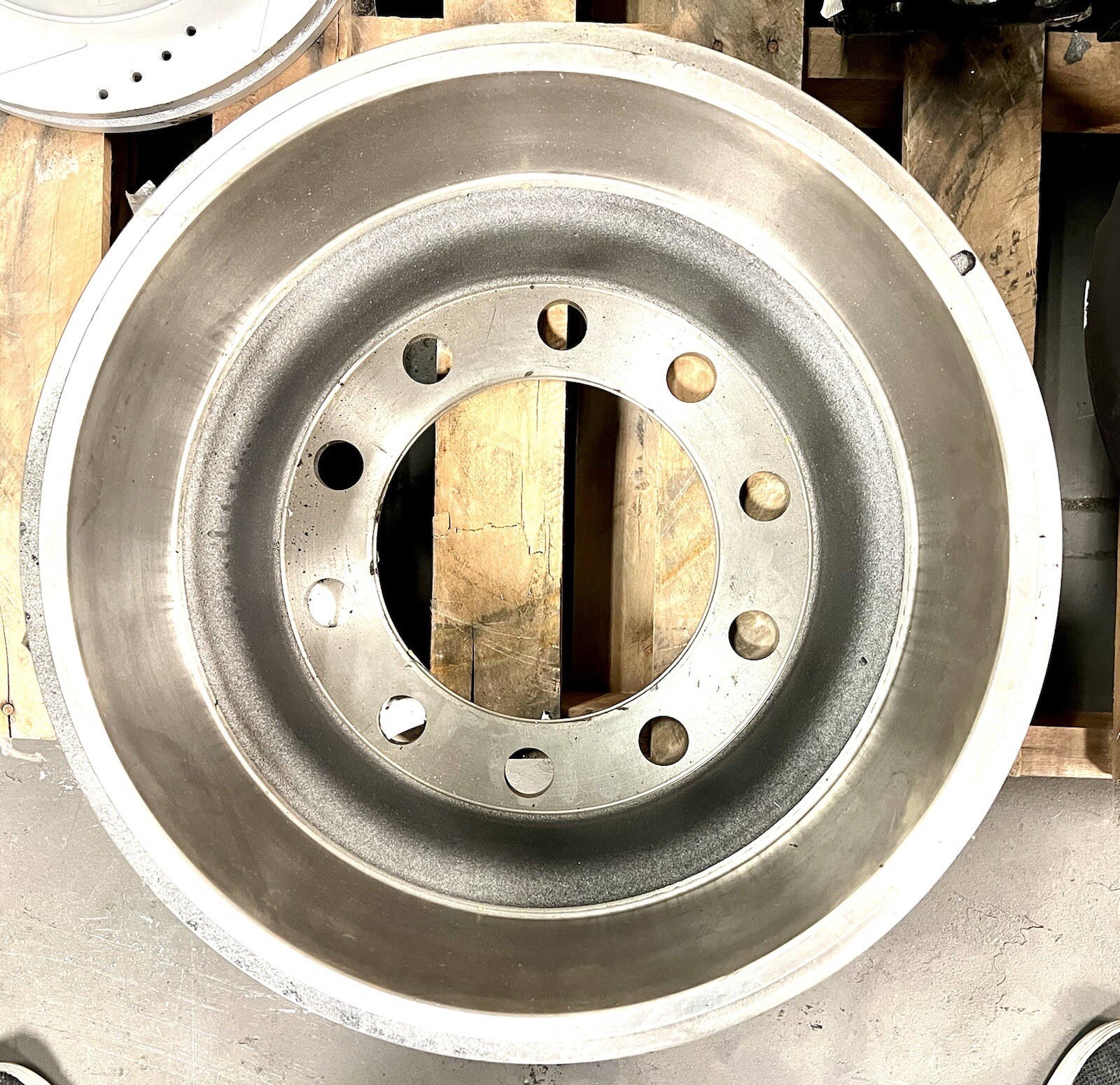 Volvo 25017906 brake drum 16.5 x 5 10 hole Steer axle drum eBay