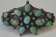VINTAGE ZUNI INDIAN SILVER MULTI GREEN TURQUOISE CUFF BRACELET
